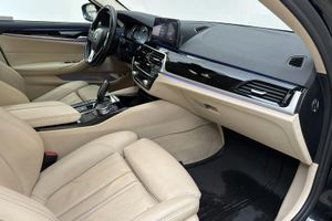 BMW 530 bild 7