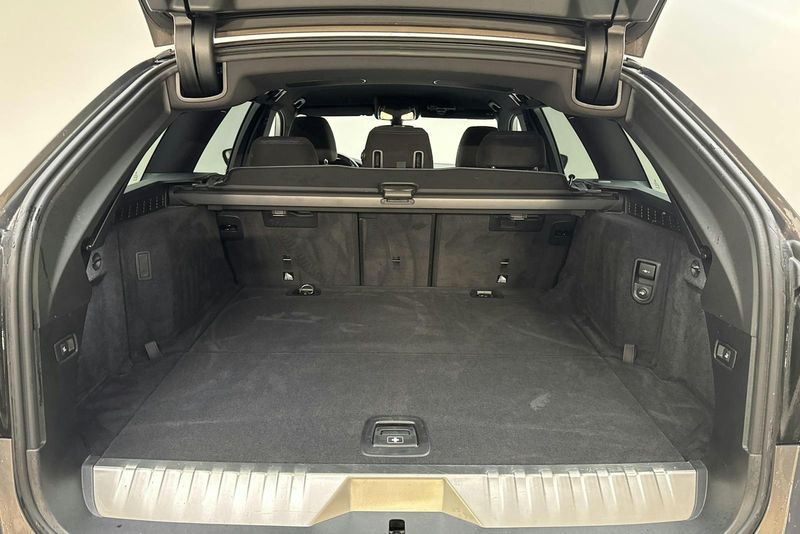 BMW 530 bild 9