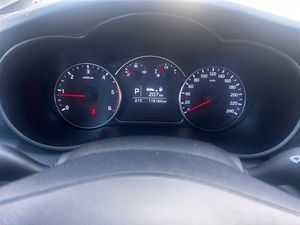 Kia Carens bild 10