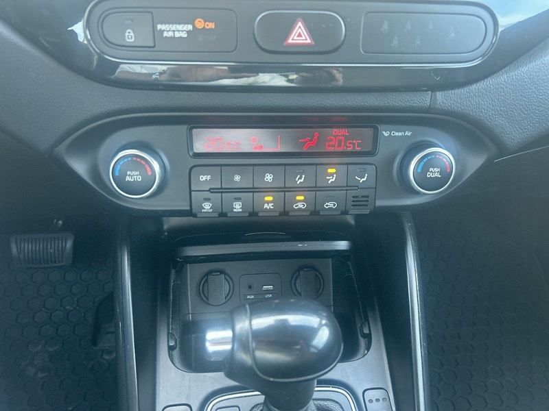 Kia Carens bild 13
