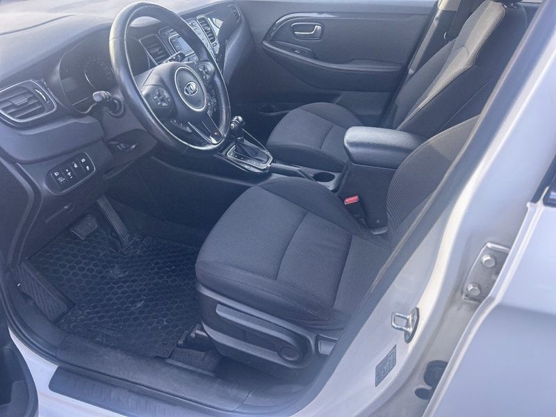 Kia Carens bild 8
