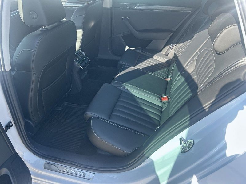 Skoda Superb bild 9