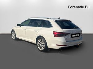 Skoda Superb bild 6