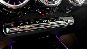Mercedes EQB300 bild 13