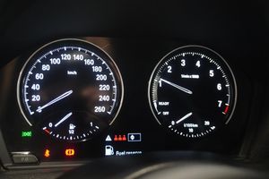 BMW 118 bild 9