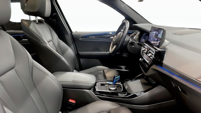 BMW iX3 bild 3