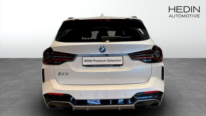 BMW iX3 bild 7