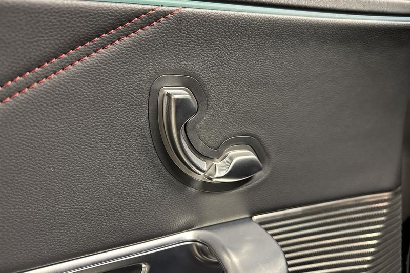 Mercedes C400 bild 13