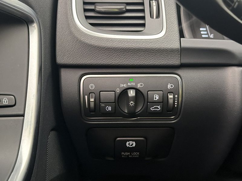 Volvo V60 bild 24