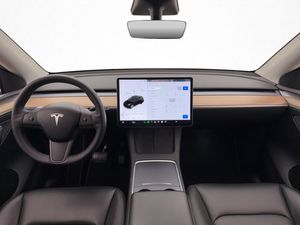 Tesla Model Y bild 14