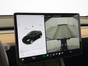 Tesla Model Y bild 19