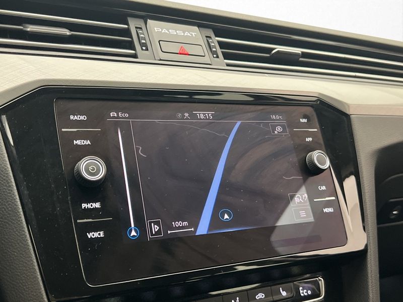 Volkswagen Passat bild 17
