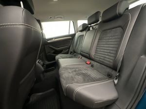 Volkswagen Passat bild 16