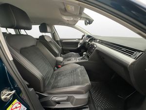 Volkswagen Passat bild 13