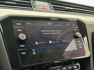 Volkswagen Passat bild 18