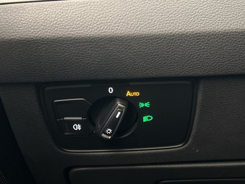 Volkswagen Passat bild 26