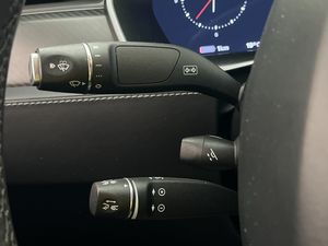 Tesla Model S bild 31