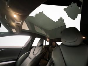 Tesla Model S bild 17