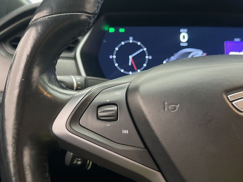 Tesla Model S bild 25