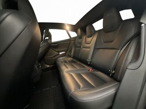 Tesla Model S bild 16