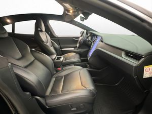 Tesla Model S bild 13