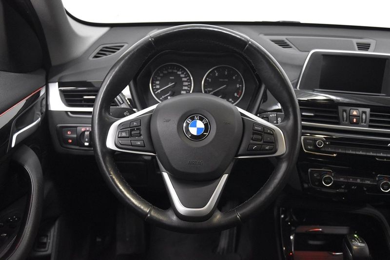 BMW X1 bild 2