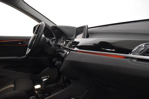 BMW X1 bild 8