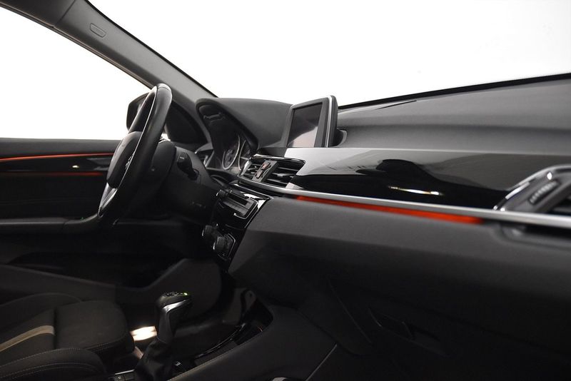 BMW X1 bild 8
