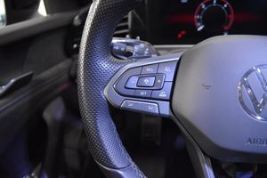 Volkswagen Passat bild 10