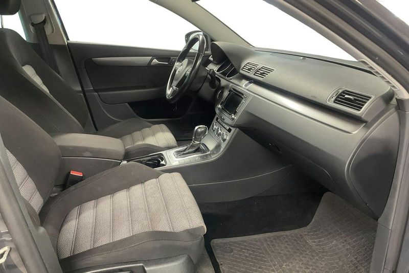 Volkswagen Passat bild 7