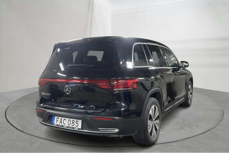 Mercedes EQB250+ bild 3