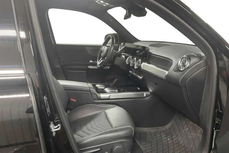 Mercedes EQB250+ bild 7