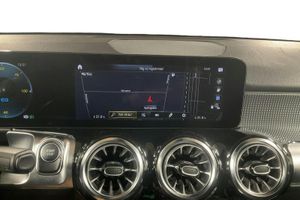 Mercedes EQB250+ bild 11