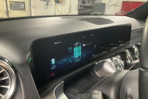 Mercedes EQB250+ bild 15
