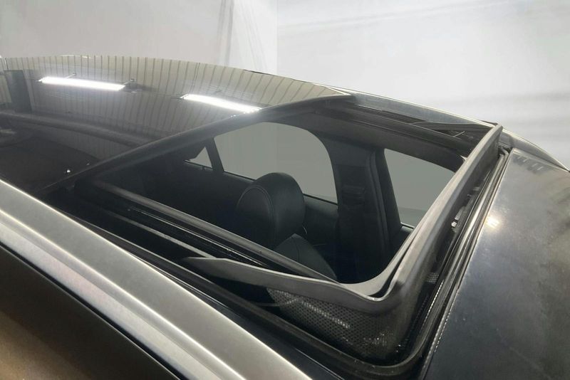 Mercedes GLC220 bild 14