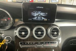 Mercedes GLC220 bild 13