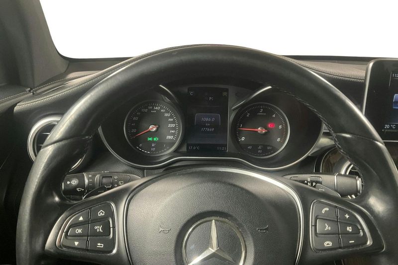 Mercedes GLC220 bild 10