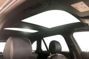 Mercedes GLC220 bild 15