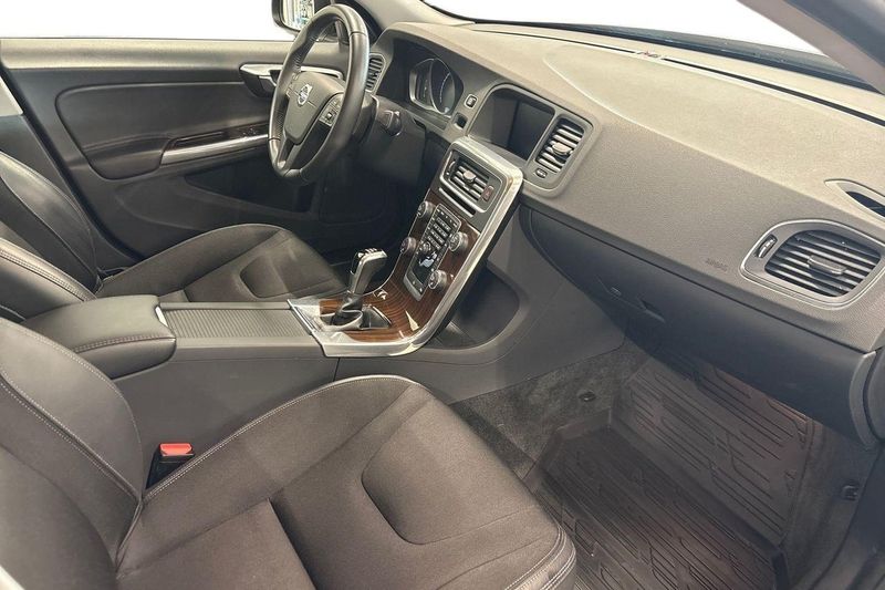 Volvo S60 bild 9