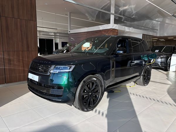 Land Rover Range Rover P550e SV - 2027