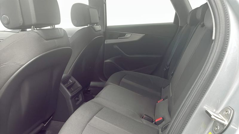 Audi A4 bild 11