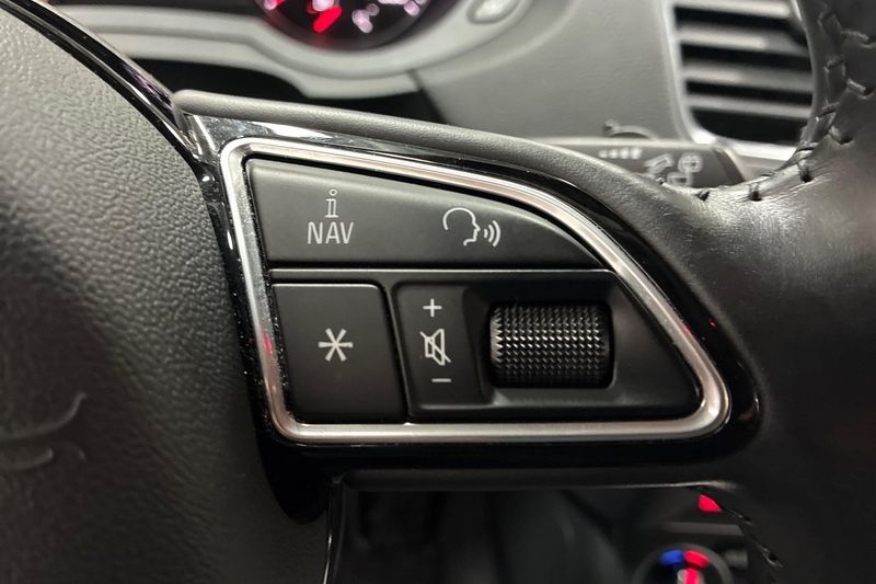 Audi Q3 bild 17