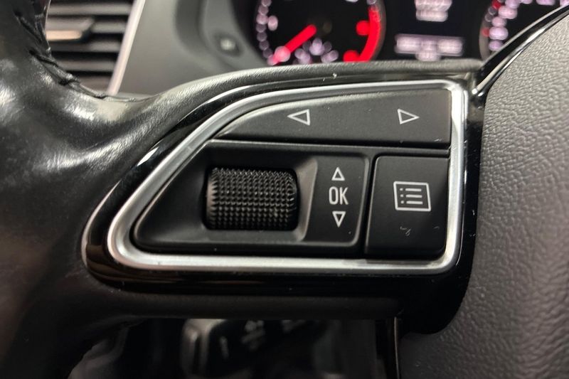 Audi Q3 bild 18
