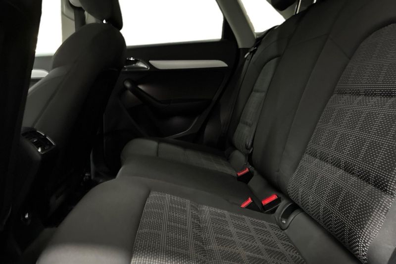 Audi Q3 bild 14