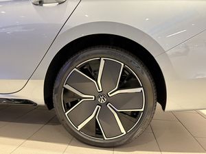 Volkswagen Passat bild 10