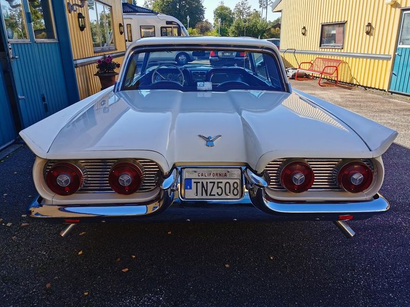 Ford Thunderbird bild 7