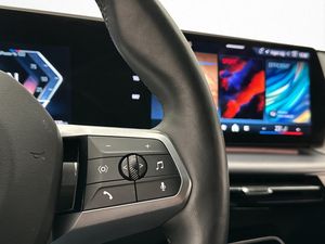 BMW iX1 bild 16