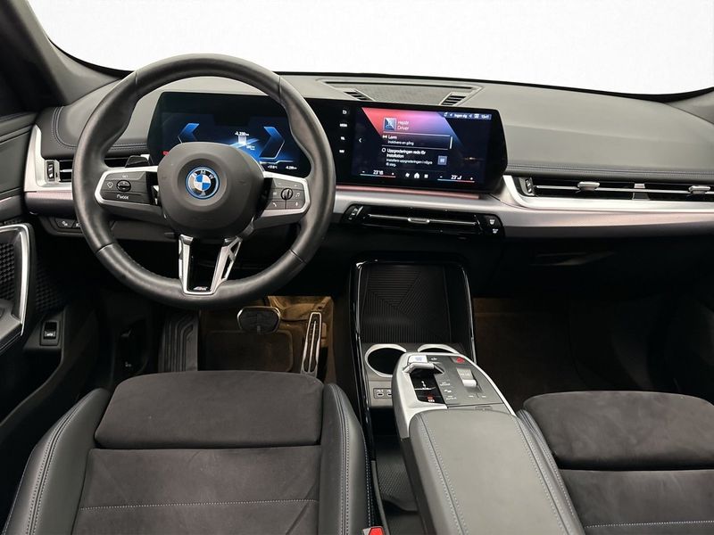 BMW iX1 bild 23