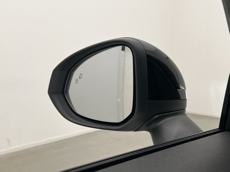 Lynk & Co 01 bild 9
