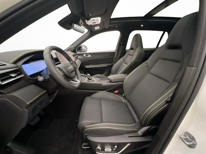 Lynk & Co 01 bild 11